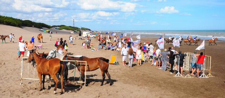 Monte tuvo su primer torneo de Beach Polo