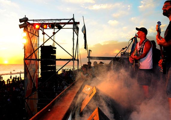 La Beriso brindó un show de dos horas y media frente al mar