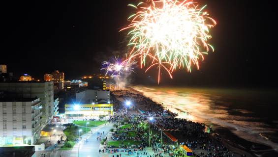 Monte se prepara para recibir el año nuevo iluminado