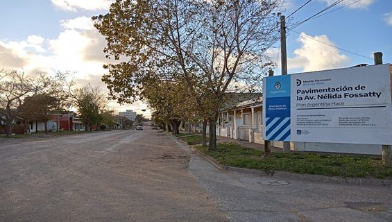Comenzó la obra de pavimentación en parte de la Avenida Fossatty
