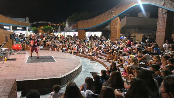 Las mil y una opciones nocturnas en Monte Hermoso
